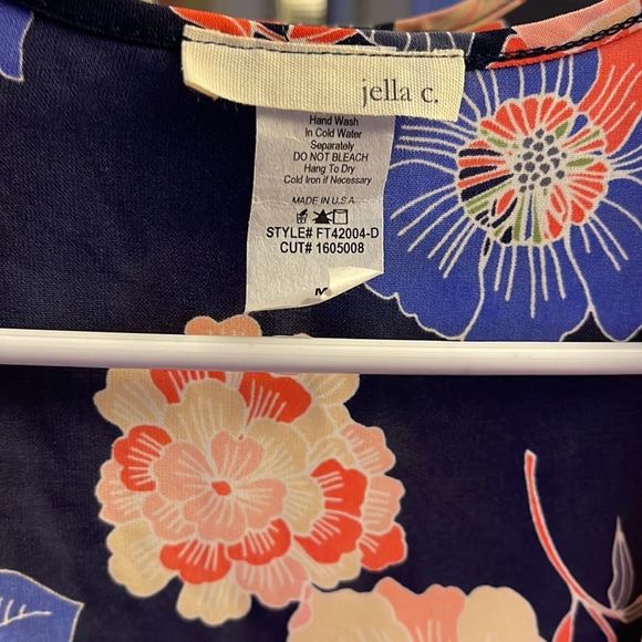 Jella C. Lightweight Cardigan - Picture 2 of 4